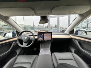 Tesla Model Y - imagine 13
