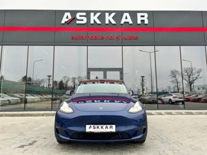 Tesla Model Y - imagine 3