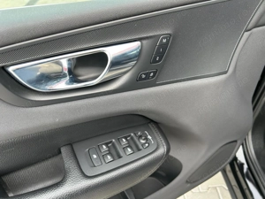 Volvo XC 60 - imagine 16