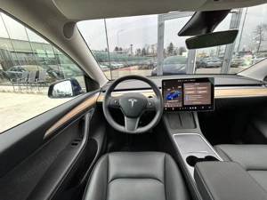 Tesla Model Y - imagine 11