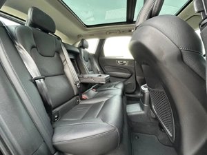 Volvo XC 60 - imagine 15