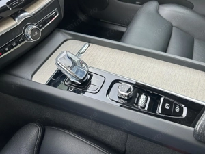 Volvo XC 60 - imagine 18