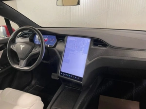 Tesla Model X - imagine 10