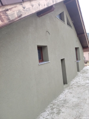 Execut lucrări în construcții fațade tencuieli zugrăveli interioare parchet gresie orice tip de lucr - imagine 2