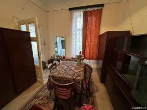 Vand apart.1 Piata Catedralei,st.58 mp. parter inalt+ pivnita