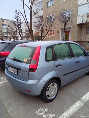 Vând Ford Fiesta 2005 - imagine 2