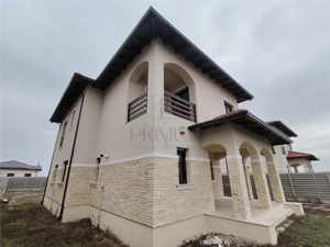 CASA INDIVIDUALA SUPERBA - TEREN 632 MP - TOATE UTILITATILE