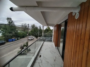 de vanzareapartament 2 camere in Rediu , vedere lac - imagine 2