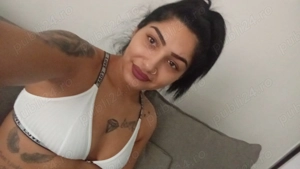 Buna ma numesc  Izabela 