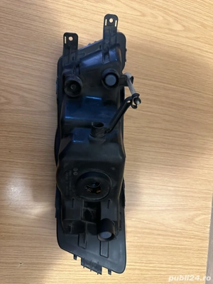 proector dreapta octavia 3  - imagine 2