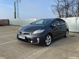 Toyota Prius Gen 3 full