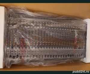 Mixer audio Behringer EURODESK SX3242FX 