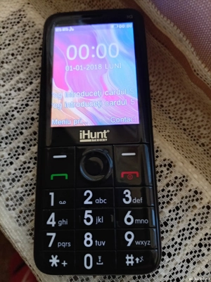 Vând telefon ihunt 3G