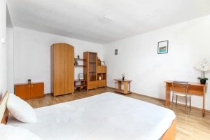 0% Comision Apartament Zorilor UMF cu o camera, bloc dupa 2000, etaj 2