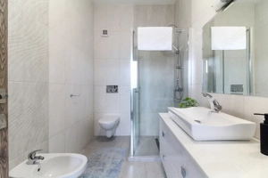 Casa LA CHEIE cu 5 camere si 4 bai, 200 mp, aproape de LIDL, Buna Ziua - imagine 15