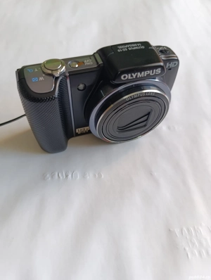 Cameră digitală OLYMPUS model SZ-10 