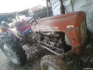 Doua tractoare agricole se dau și la pachet și separat   - imagine 5