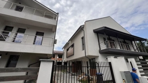 Vila cuplata I 5 camere I 2 locuri de parcare incluse 