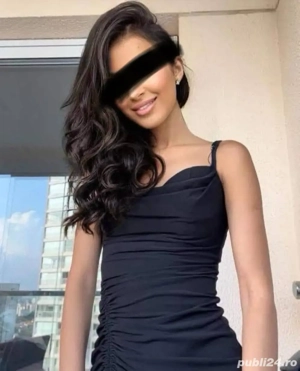 Maya   Brunetă fierbinte, fără inhibiții   