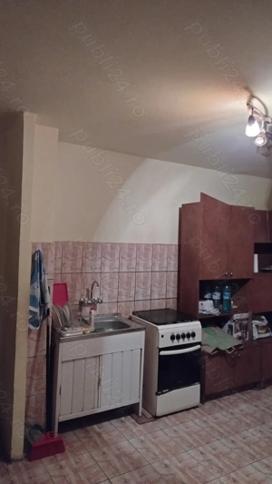 Proprietar vând apartament 3 camere parter Caransebeș  - imagine 6