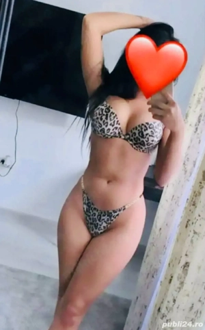 buna ma cheama ioanna am 21 de ani 