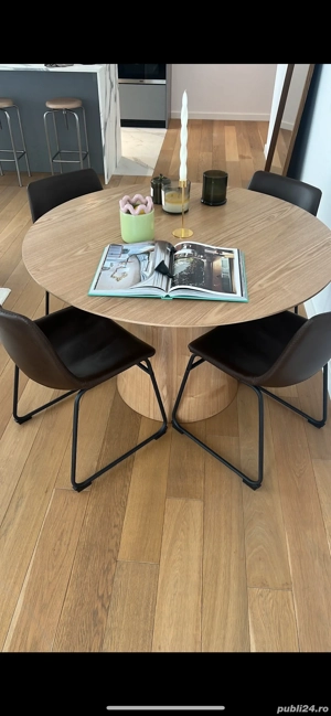 Mobilă de vânzare în stare nouă