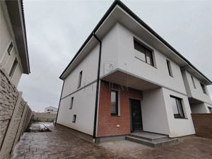 Duplex 5 camere - despartit prin camera tehnica - langa 4 benzi