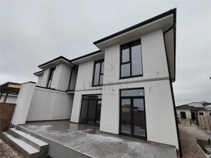 Duplex separat prin camera tehnica - zona LIDL - asfalt.