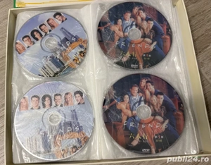 59 DVD-uri cu serialul Friends