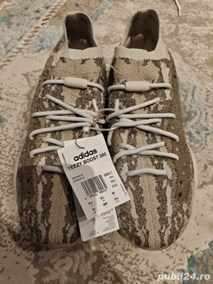 Yeezy Boost 380 original  - imagine 2