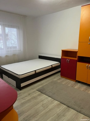 Inchiriez Garsoniera Moroasa