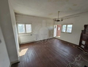 4 CAMERE // ZONA CENTRALA // CENTRALA PROPRIE // BOXA