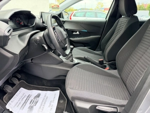 PEUGEOT 208 - imagine 10