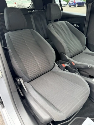 PEUGEOT 208 - imagine 20