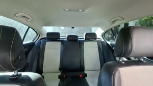 Volkswagen Passat 1.6 TDI DSG - imagine 6