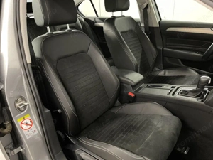 Volkswagen Passat - imagine 9