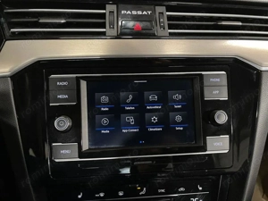 Volkswagen Passat - imagine 18