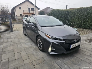 Toyota Prius Plug-in Hybrid Comfort cu Garantie