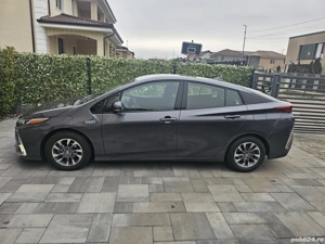Toyota Prius Plug-in Hybrid Comfort Plus cu Garantie - imagine 2