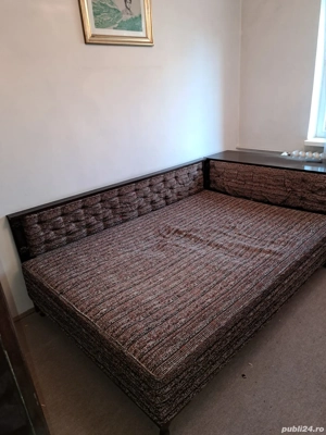 Vand pat dublu cu lada si tablie perete, pe picioare