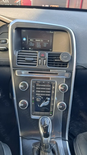 Volvo XC60 AWD R-Design - imagine 6