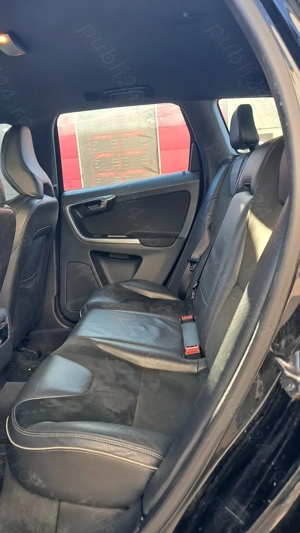 Volvo XC60 AWD R-Design - imagine 8