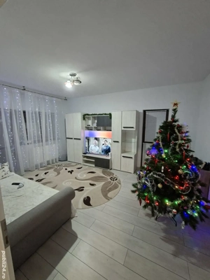 Proprietar, vand apartament cu 2 camere in Sanpetru