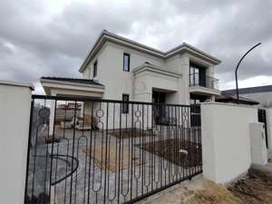 Casa individuala - zona superba - teren 522 mp- toate utilitatile - carport.