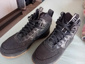 nike lunar force marime 43 in stare perfecta 