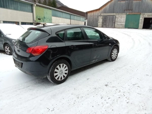 Opel Astra J 2011, 1.4 benzin - imagine 2