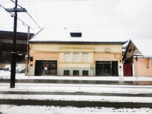 VÂND SCHIMB Spațiu comercial în Reșița - 122,7 mp