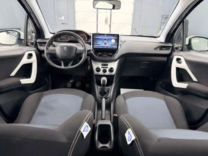 PEUGEOT 208 - imagine 6