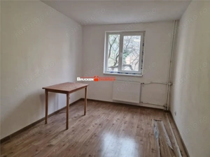 Apartament 3 camere - imagine 3