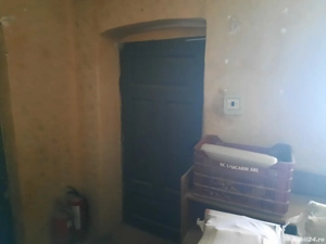 vând casă 4 camere la șoseaua principală - imagine 9